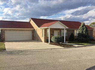 4058 S View Ter SW, Roanoke, VA 24014