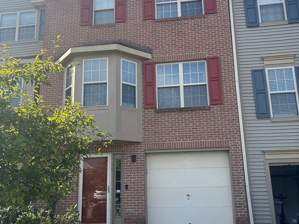 114 Hillvue Dr
