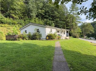 14963 Clay Hwy, Lizemores, WV 25125