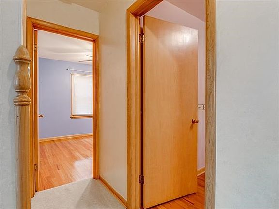 4th image of 3201 Messanie St