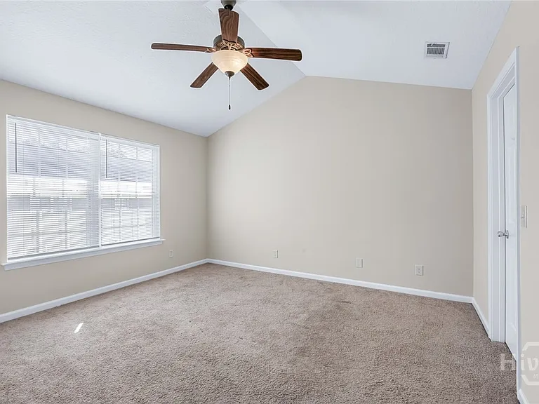 19 Cypress Ln — Photo 22