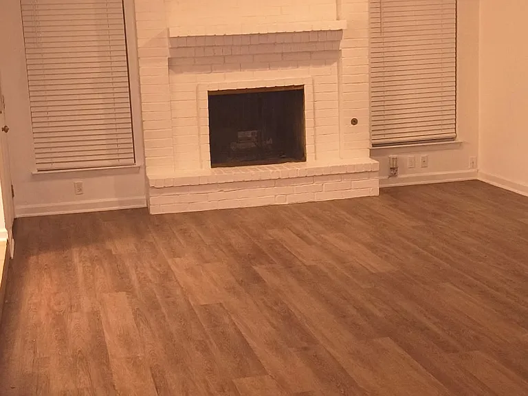15115 Elkton Rd — Photo 2