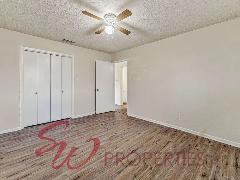 1373 W McNeill St #B — Photo 7