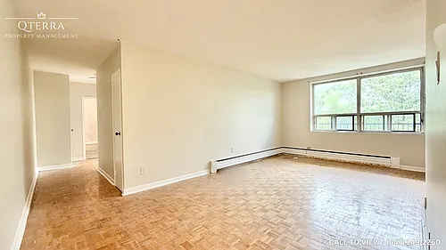24 Pinehill Cres #407 Photo 1