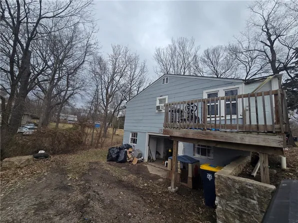 2920 NE 39th St, Kansas City, MO 64117