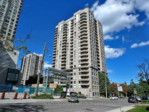 18 Hillcrest Ave #604, Toronto, ON M2N 6T5