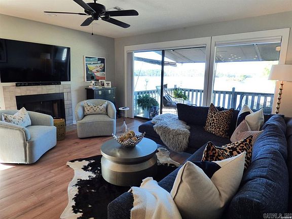 5th image of 400 Farr Shores Dr APT 9D