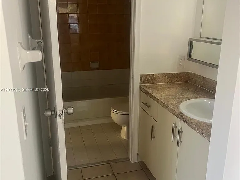 546 NW 114th Ave #202 — Photo 38