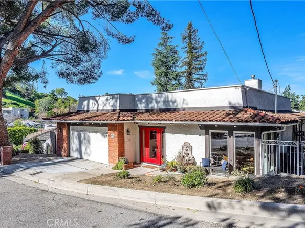 22661 Cavalier St, Woodland Hills, CA 91364