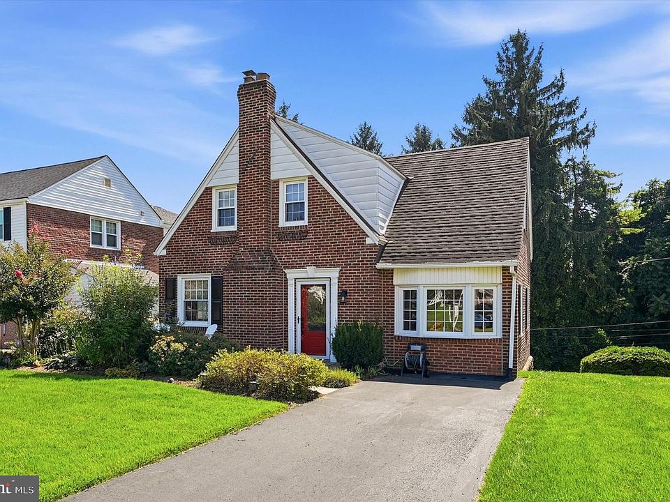 1st image of 203 Walnut Hill Ln