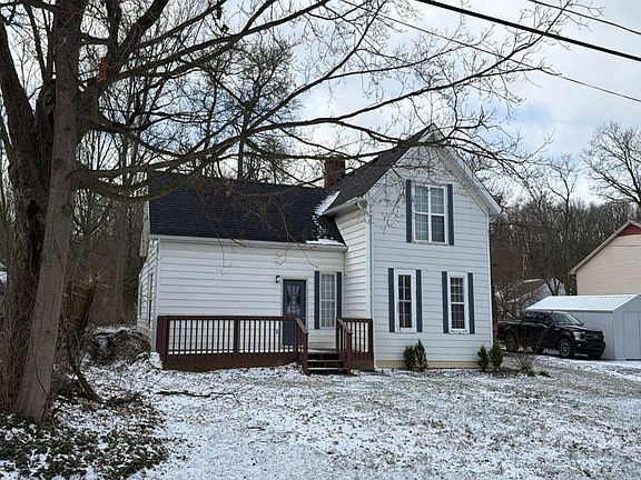 3rd image of 209 Locke St