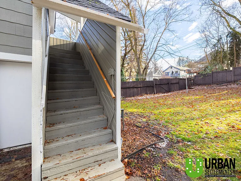 370 E 8th Ave #C — Photo 2