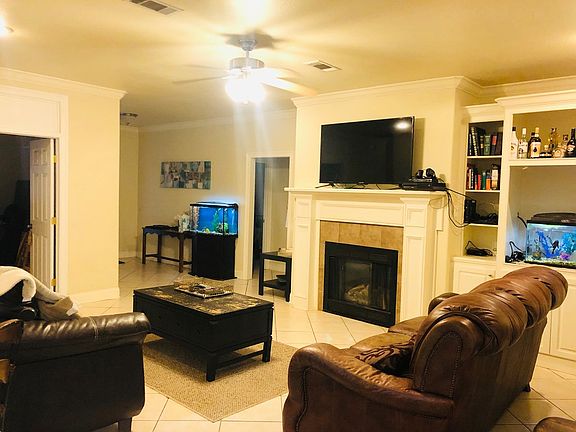 5th image of 214 Karen Dr