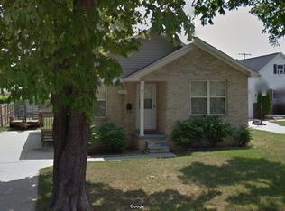26580 Greenleaf St, Roseville, MI 48066