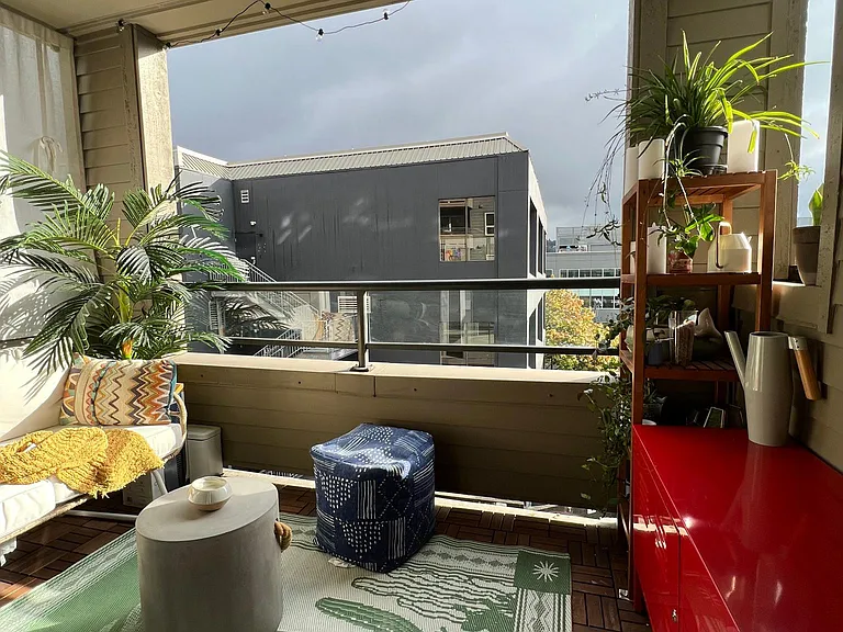 1504 Aurora Ave N #104 — Photo 7