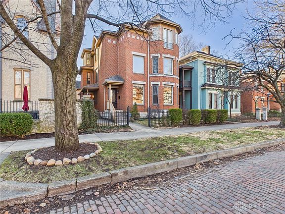 2nd image of 22 Van Buren St