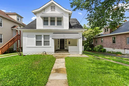 3018 Taylor Ave Photo 1