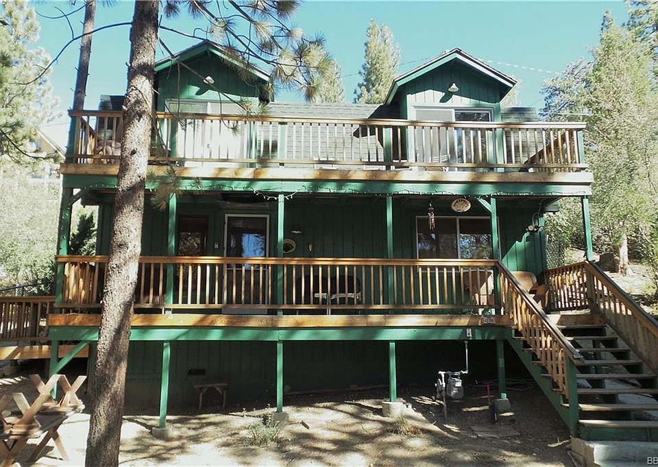 1st image of 42786 Conifer Dr