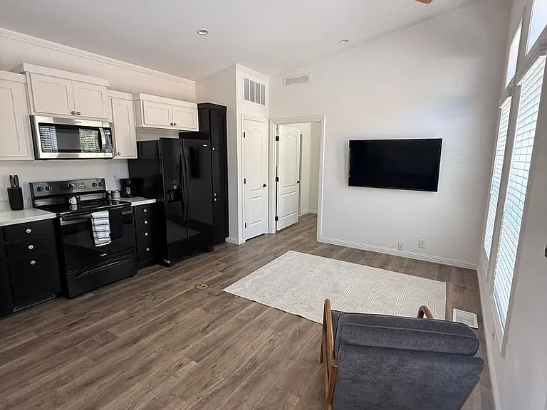 9274 Palomino Ridge Dr — Photo 2