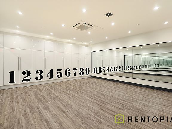 4th image of 338 Evergreen Ave #232