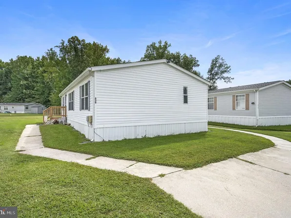638 Fox Pointe Dr #72, Dover, DE 19904