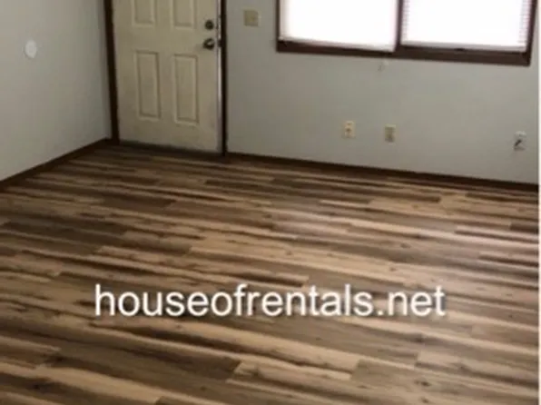 1614 Shady Dr #6, Carterville, IL 62918