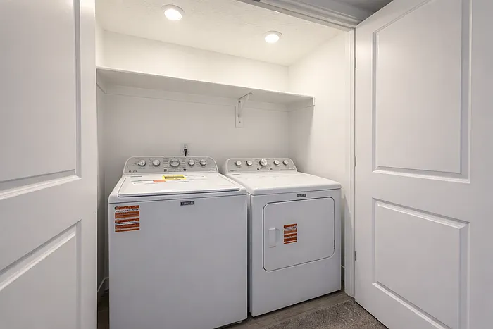 1508 W Charmer Ln — Photo 5