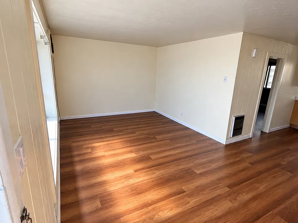 225 Couch St #233