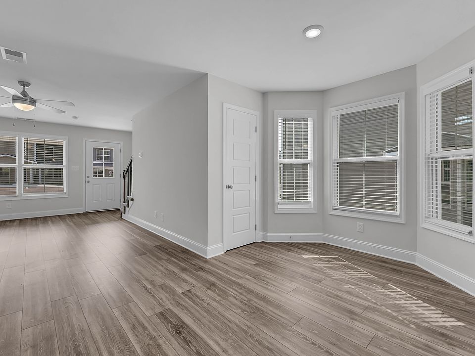 1st image of 222 Limestone Point Dr
