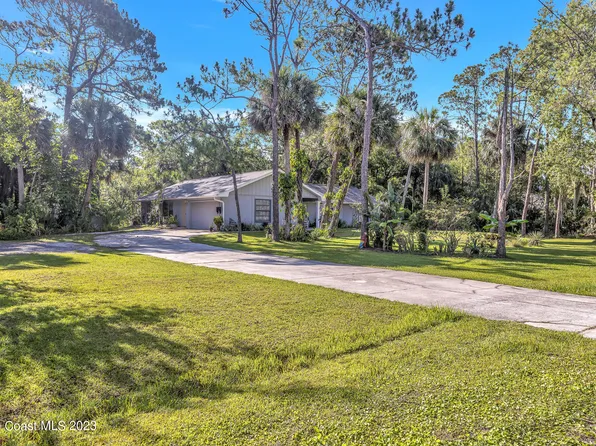 2365 Homestead Ln, Malabar, FL 32950