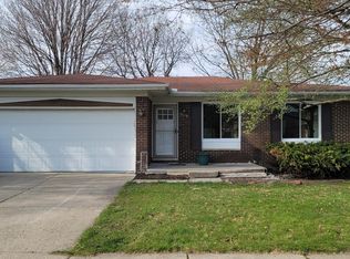 42278 Hanford Rd, Canton, MI 48187