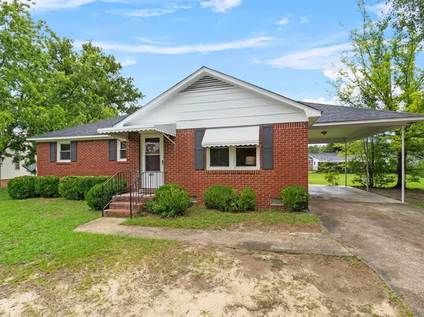 202 Oak Ridge Ln, Lexington, SC 29073