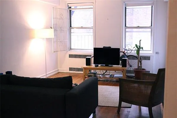 Rented by Metropolitan Res. Partners | media 1