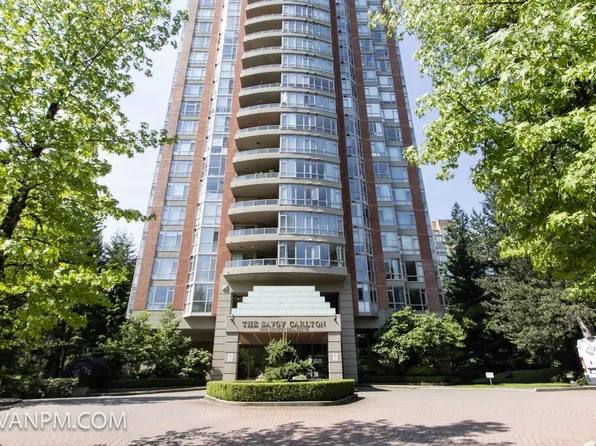 6888 Station Hill Dr #1806, Burnaby, BC V3N 4X5