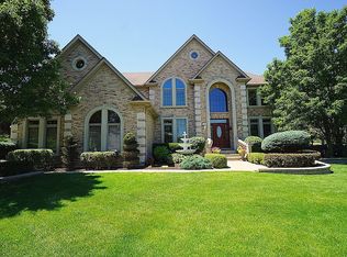 4907 Manydown Ct, Naperville, IL 60564