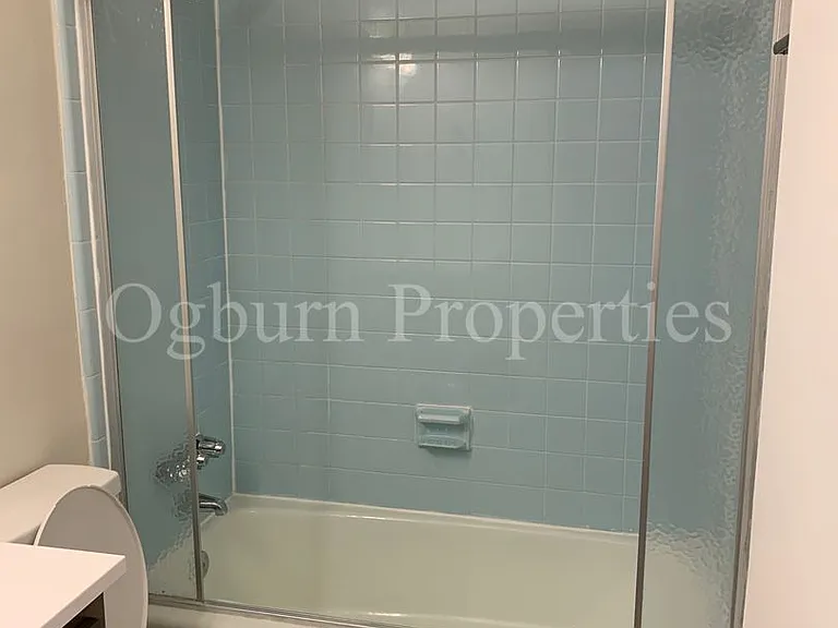 605013 - 221 MAYBERRY AVENUE — Photo 15