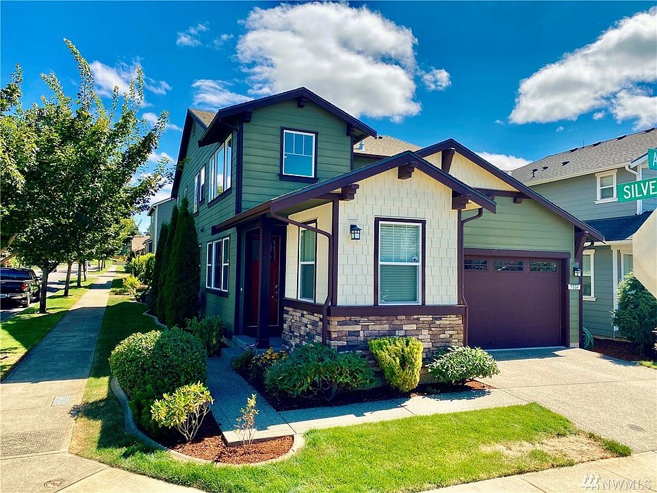 1st image of 9004 Aster St SE