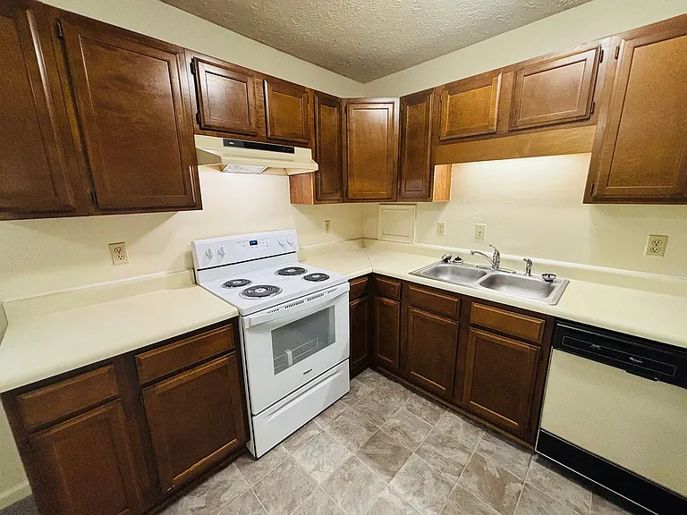 1233PB -Ellett Road Duplexes -Lester - M — Photo 98
