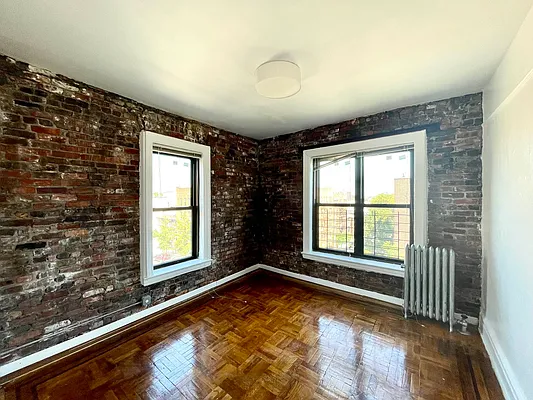 Rented by Pear NYC LLC | media 18