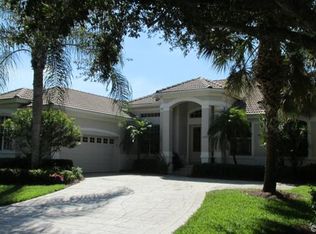 1947 Wexford Ct, Naples, FL 34109