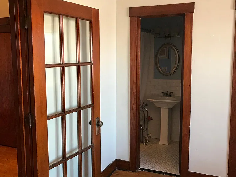 313 1/2 S Osage Ave #2 — Photo 4