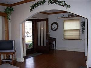 Huge, welcoming foyer