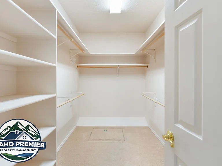 418 E Trailside Dr — Photo 18