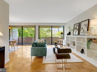 4141 N Henderson Rd APT 313, Arlington, VA 22203