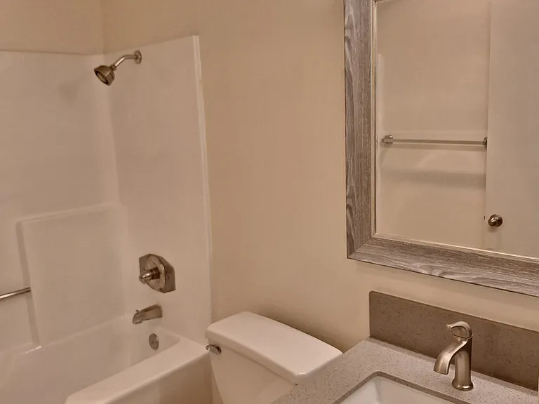10210 Eton Ave #102 — Photo 8