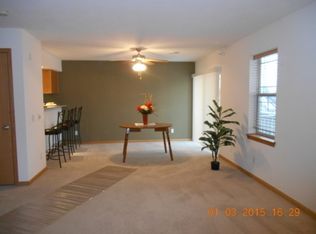 4665 Treichel St APT 202, Madison, WI 53718