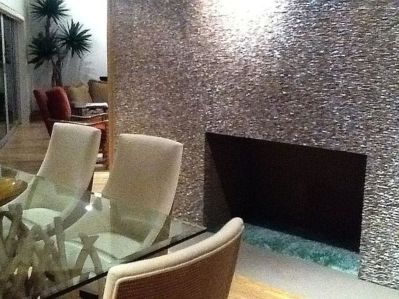 Dining room with abalone she