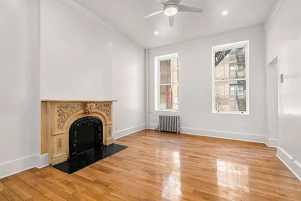 Rented by REAL New York | media 4