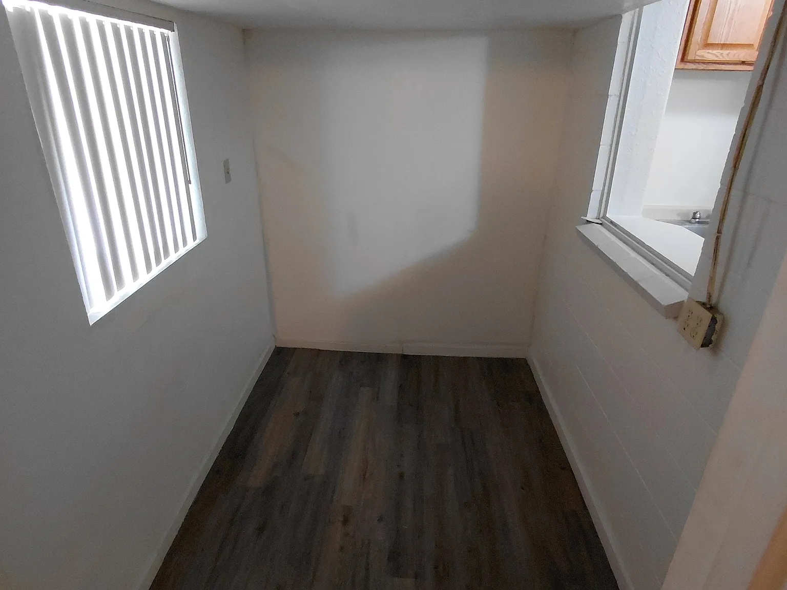 255 N Buchanan St — Photo 4