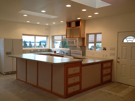 Open Kitchen